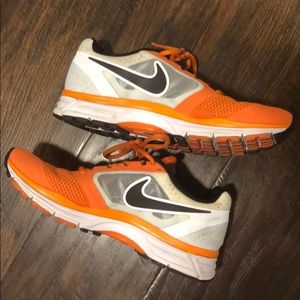 Nike Women’s Air Zoom Vomero 8 Running Shoe